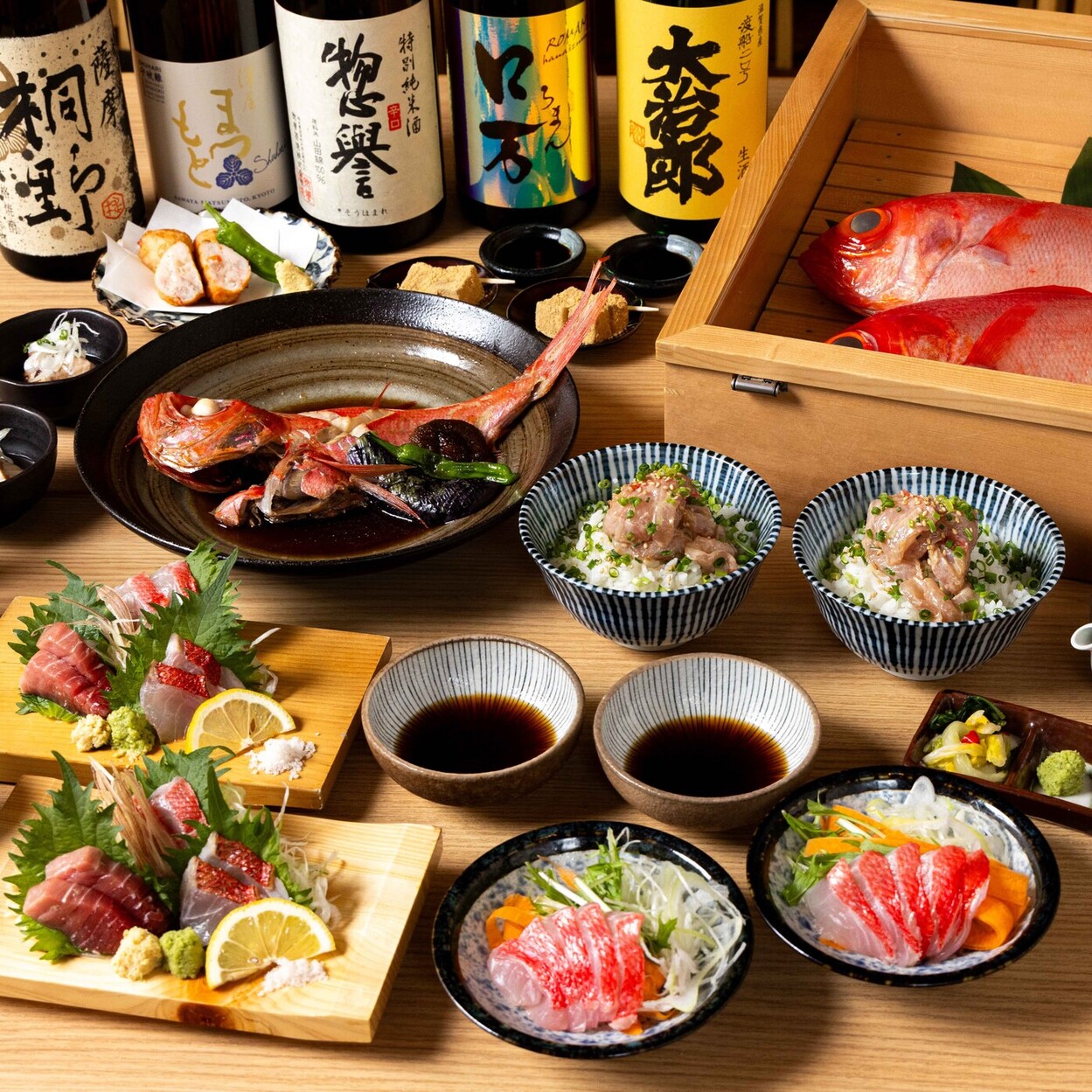 新宿で同窓会するなら。海鮮和食を楽しめる「金目鯛の佐藤」